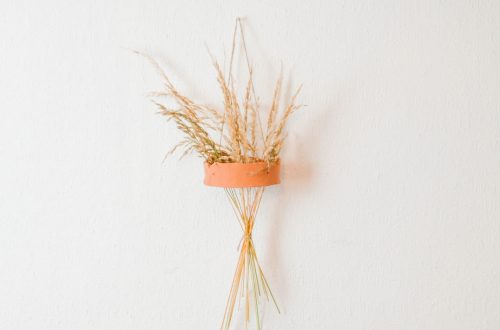 DIY Vase für Getreide - DIY Steck vase für trockengräser - vase für pampasgras selber machen - moderne und angesagte diy vase aus modelliermasse selber basteln